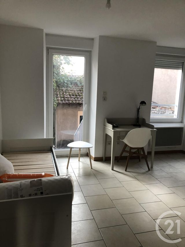 Appartement Studio &agrave; louer - 1 pi&egrave;ce - 19 m2 - Belfort - 90 - FRANCHE-COMTE