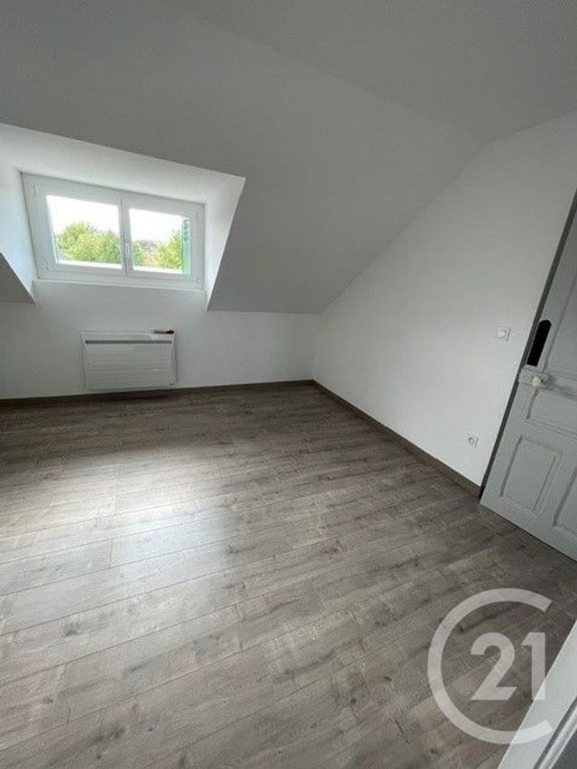 Maison &agrave; louer - 4 pi&egrave;ces - 101 m2 - Seloncourt - 25 - FRANCHE-COMTE