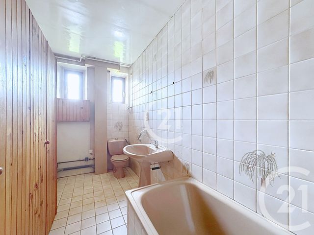 Appartement T3 &agrave; vendre - 3 pi&egrave;ces - 75,72 m2 - Belfort - 90 - FRANCHE-COMTE