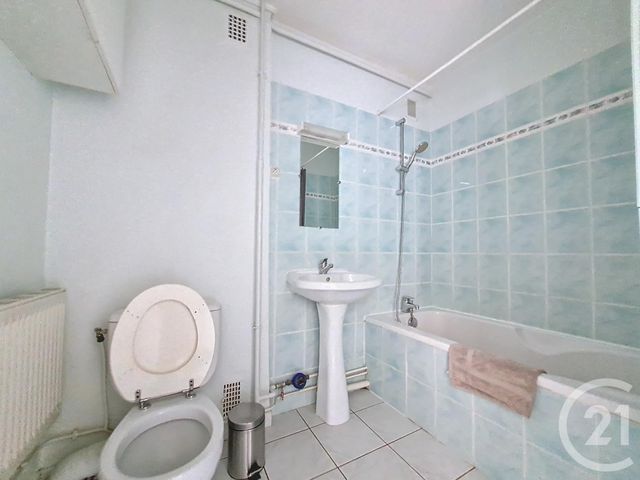 Appartement F2 &agrave; louer - 2 pi&egrave;ces - 35,21 m2 - Belfort - 90 - FRANCHE-COMTE
