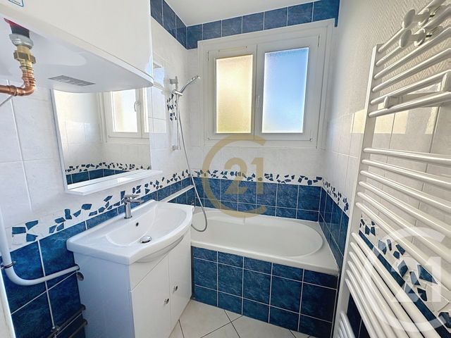 Appartement F3 &agrave; vendre - 3 pi&egrave;ces - 55 m2 - Belfort - 90 - FRANCHE-COMTE