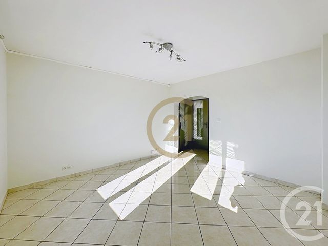 Appartement F3 &agrave; vendre - 3 pi&egrave;ces - 55 m2 - Belfort - 90 - FRANCHE-COMTE
