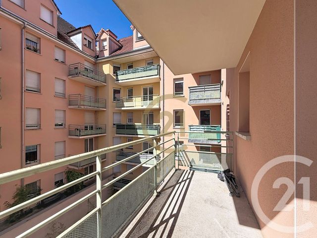 Appartement F3 &agrave; louer - 3 pi&egrave;ces - 62,44 m2 - Belfort - 90 - FRANCHE-COMTE