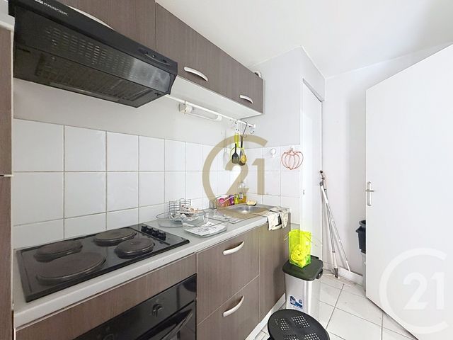 Appartement F3 &agrave; louer - 3 pi&egrave;ces - 62,44 m2 - Belfort - 90 - FRANCHE-COMTE