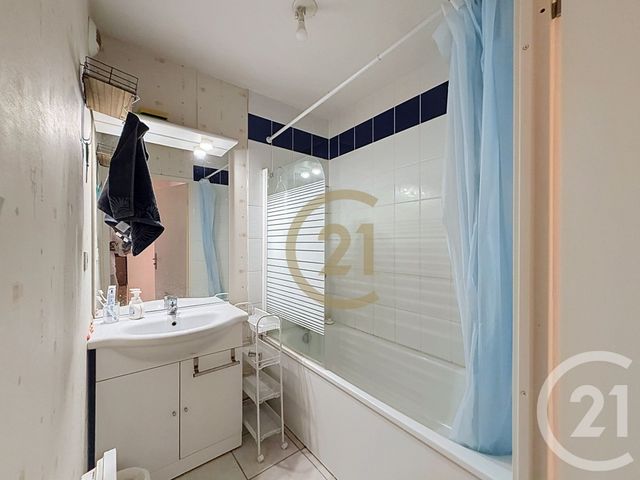 Appartement F3 &agrave; louer - 3 pi&egrave;ces - 60,26 m2 - Belfort - 90 - FRANCHE-COMTE