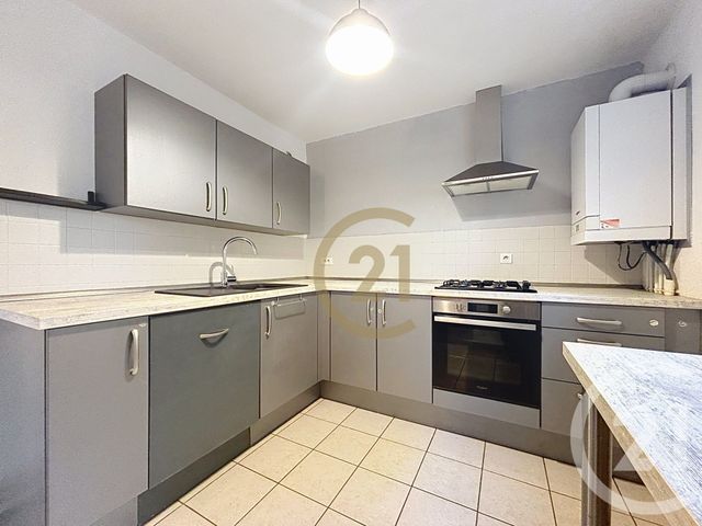 Appartement F3 &agrave; louer - 3 pi&egrave;ces - 69,22 m2 - Giromagny - 90 - FRANCHE-COMTE