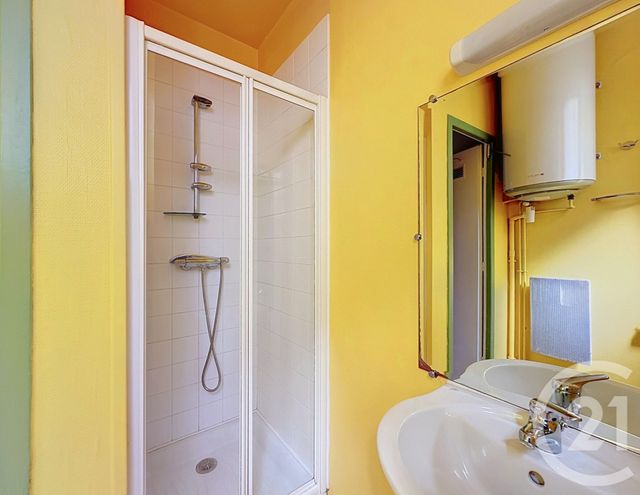 Appartement F3 &agrave; vendre - 2 pi&egrave;ces - 44 m2 - Belfort - 90 - FRANCHE-COMTE