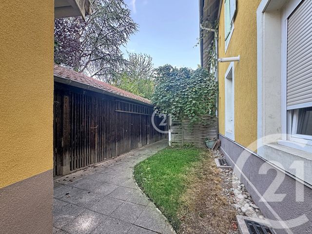 Appartement T3 &agrave; vendre - 3 pi&egrave;ces - 43,67 m2 - Belfort - 90 - FRANCHE-COMTE