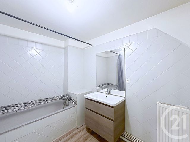 Appartement F2 &agrave; vendre - 2 pi&egrave;ces - 62,26 m2 - Montbeliard - 25 - FRANCHE-COMTE