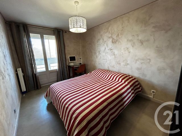 Appartement F4 &agrave; louer - 4 pi&egrave;ces - 80 m2 - Belfort - 90 - FRANCHE-COMTE