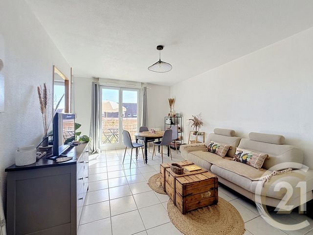 Appartement F2 &agrave; louer - 2 pi&egrave;ces - 51,42 m2 - Belfort - 90 - FRANCHE-COMTE