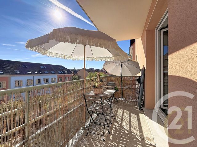 Appartement F2 &agrave; louer - 2 pi&egrave;ces - 51,42 m2 - Belfort - 90 - FRANCHE-COMTE