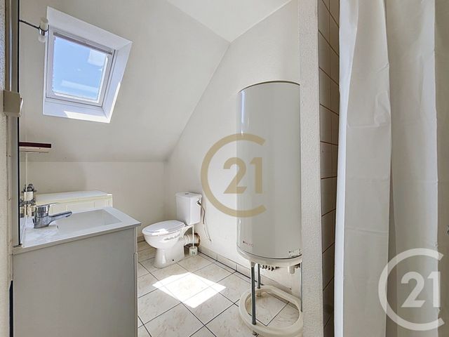 Appartement Studio &agrave; louer - 1 pi&egrave;ce - 25 m2 - Danjoutin - 90 - FRANCHE-COMTE
