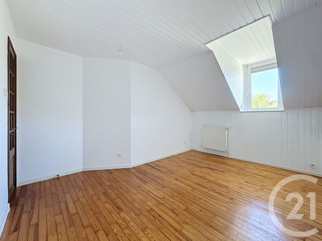 Appartement F3 &agrave; louer - 3 pi&egrave;ces - 80,14 m2 - Danjoutin - 90 - FRANCHE-COMTE