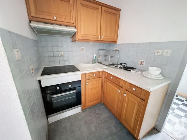 Appartement F2 &agrave; louer - 2 pi&egrave;ces - 33,79 m2 - Belfort - 90 - FRANCHE-COMTE