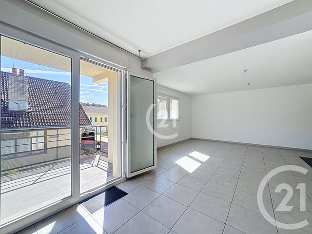 Appartement T4 &agrave; vendre - 4 pi&egrave;ces - 72,08 m2 - Valdoie - 90 - FRANCHE-COMTE