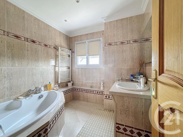 Maison &agrave; vendre - 6 pi&egrave;ces - 140,21 m2 - Houilles - 78 - ILE-DE-FRANCE