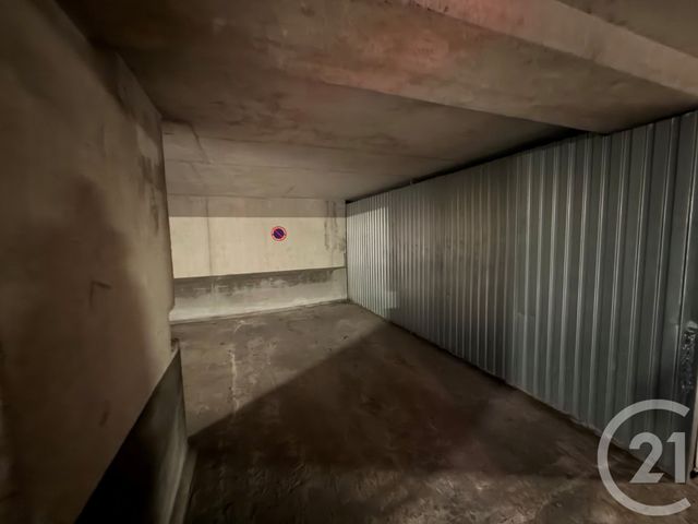 parking - HOUILLES - 78