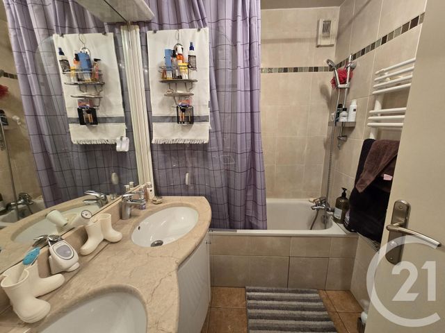 Appartement T5 &agrave; vendre - 5 pi&egrave;ces - 84,43 m2 - Houilles - 78 - ILE-DE-FRANCE