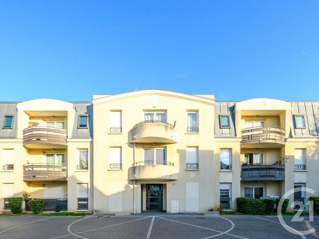 Appartement F3 à vendre - 3 pièces - 56,66 m2 - St Ouen L Aumone - 95 - ILE-DE-FRANCE
