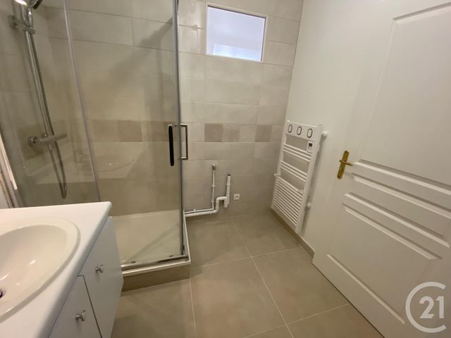 Appartement F2 &agrave; louer - 2 pi&egrave;ces - 39,10 m2 - Pontoise - 95 - ILE-DE-FRANCE