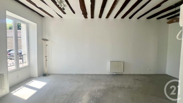 Appartement Studio à vendre - 1 pièce - 35,35 m2 - Pontoise - 95 - ILE-DE-FRANCE