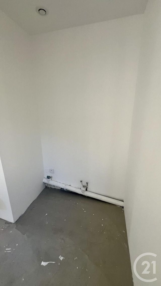 Appartement Studio à vendre - 1 pièce - 35,35 m2 - Pontoise - 95 - ILE-DE-FRANCE