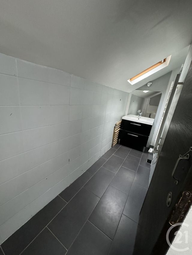 Appartement F2 &agrave; louer - 2 pi&egrave;ces - 24,85 m2 - Pontoise - 95 - ILE-DE-FRANCE