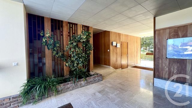 Appartement F5 à vendre - 5 pièces - 91,63 m2 - St Ouen L Aumone - 95 - ILE-DE-FRANCE