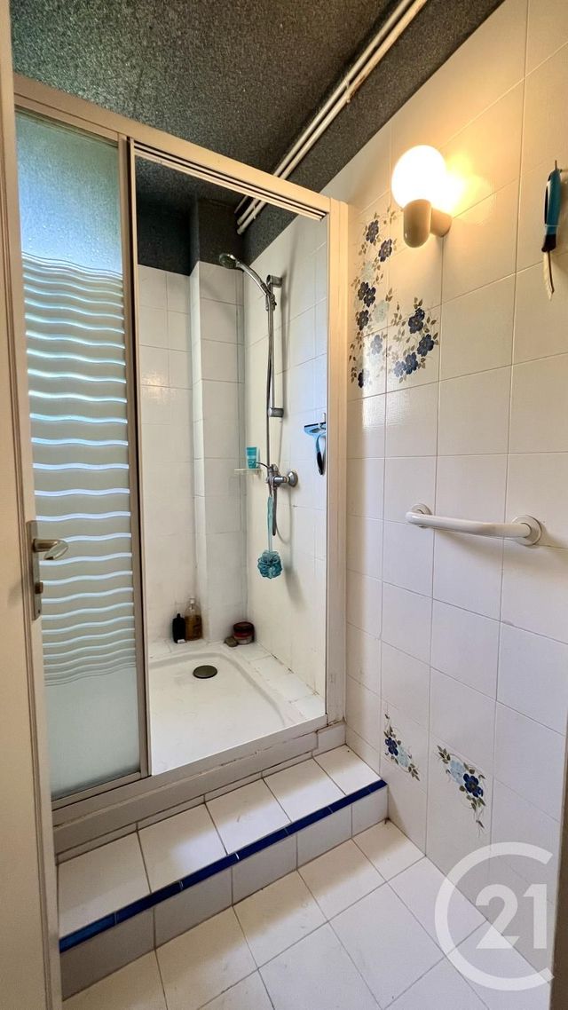 Appartement F5 à vendre - 5 pièces - 91,63 m2 - St Ouen L Aumone - 95 - ILE-DE-FRANCE