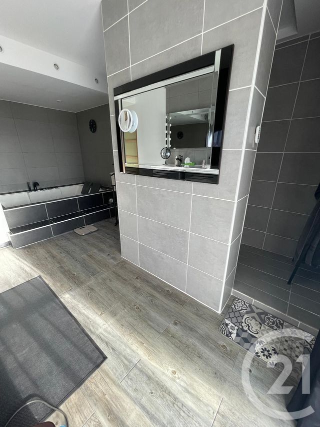 Appartement à vendre - 6 pièces - 162,08 m2 - Pontoise - 95 - ILE-DE-FRANCE