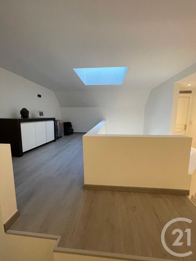 Appartement à vendre - 6 pièces - 162,08 m2 - Pontoise - 95 - ILE-DE-FRANCE
