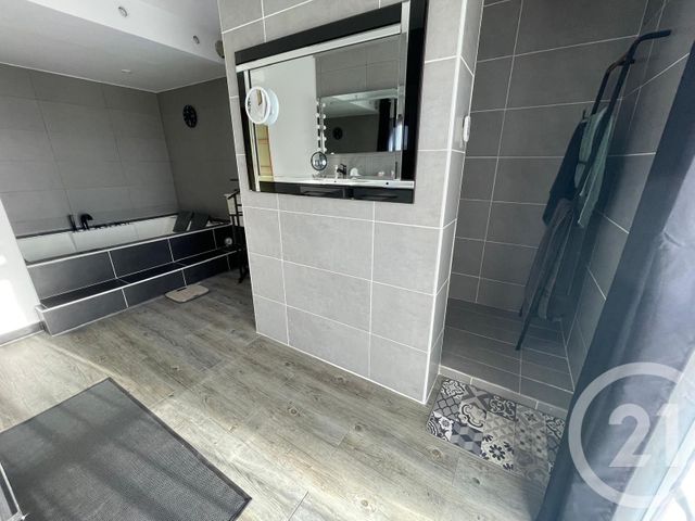 Appartement à vendre - 6 pièces - 162,08 m2 - Pontoise - 95 - ILE-DE-FRANCE