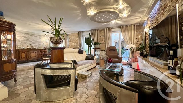 Appartement F5 &agrave; vendre - 5 pi&egrave;ces - 102,18 m2 - St Ouen L Aumone - 95 - ILE-DE-FRANCE