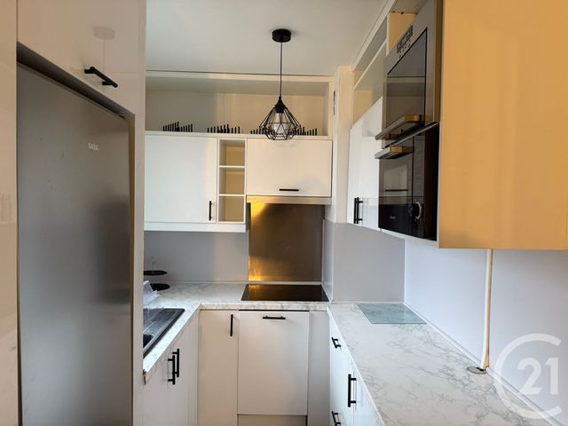 Appartement Studio &agrave; louer - 1 pi&egrave;ce - 34 m2 - Pontoise - 95 - ILE-DE-FRANCE