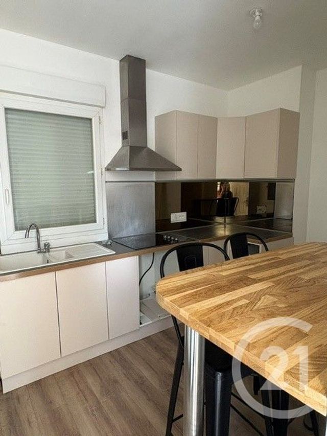 Maison &agrave; louer - 6 pi&egrave;ces - 135 m2 - Pontoise - 95 - ILE-DE-FRANCE
