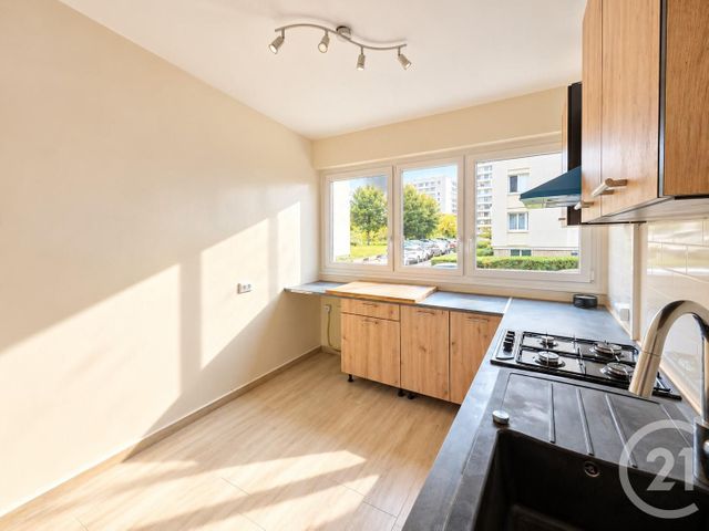 Appartement F2 &agrave; vendre - 2 pi&egrave;ces - 57,07 m2 - Pontoise - 95 - ILE-DE-FRANCE