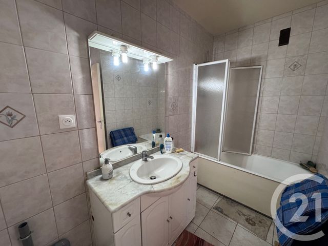 Appartement F4 &agrave; louer - 4 pi&egrave;ces - 82,83 m2 - Pontoise - 95 - ILE-DE-FRANCE