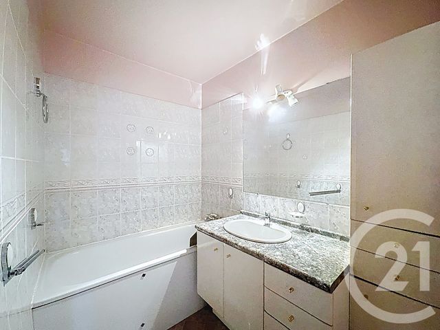 Appartement T5 à vendre - 5 pièces - 97 m2 - Montauban - 82 - MIDI-PYRENEES