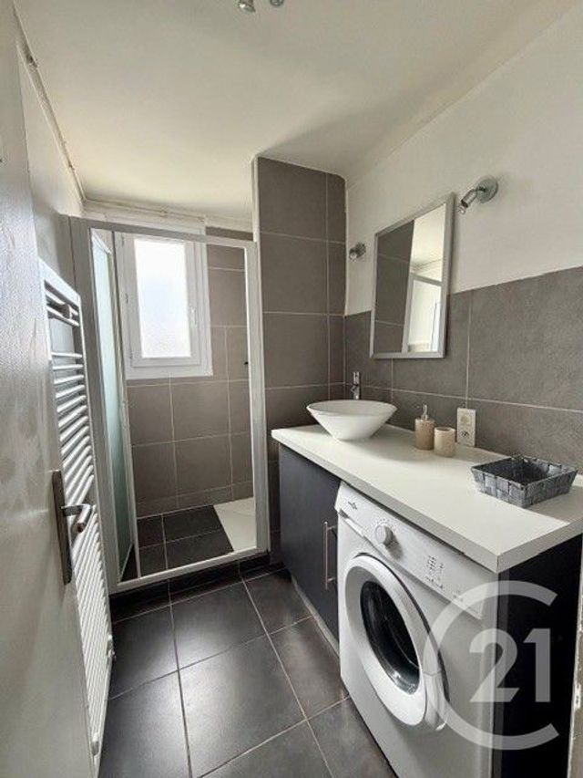 Appartement T3 &agrave; louer - 3 pi&egrave;ces - 62,39 m2 - Montauban - 82 - MIDI-PYRENEES