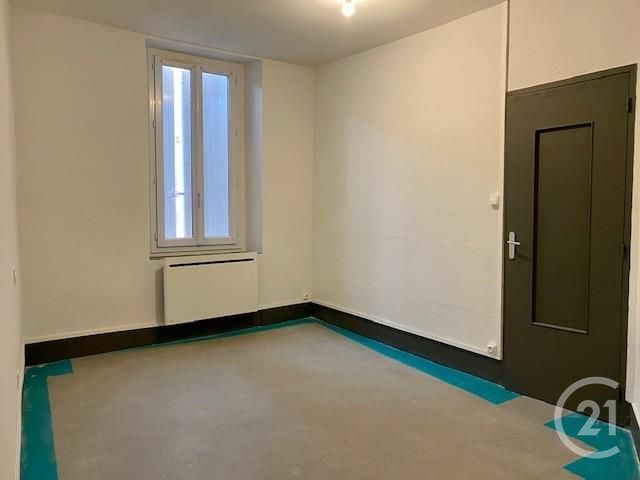 Appartement F2 &agrave; louer - 2 pi&egrave;ces - 58,75 m2 - Monclar De Quercy - 82 - MIDI-PYRENEES
