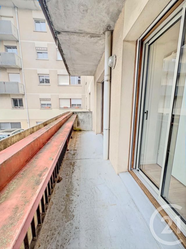 Appartement F2 &agrave; louer - 2 pi&egrave;ces - 45,10 m2 - Montauban - 82 - MIDI-PYRENEES