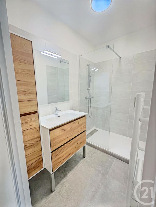 Appartement F2 &agrave; louer - 2 pi&egrave;ces - 45,10 m2 - Montauban - 82 - MIDI-PYRENEES