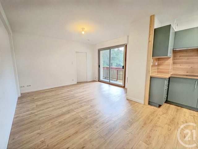 Appartement F2 &agrave; louer - 2 pi&egrave;ces - 45,10 m2 - Montauban - 82 - MIDI-PYRENEES