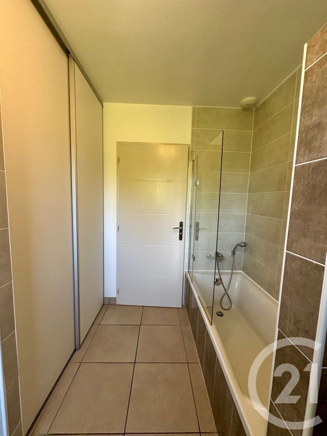 Maison à louer - 5 pièces - 123,57 m2 - St Nauphary - 82 - MIDI-PYRENEES