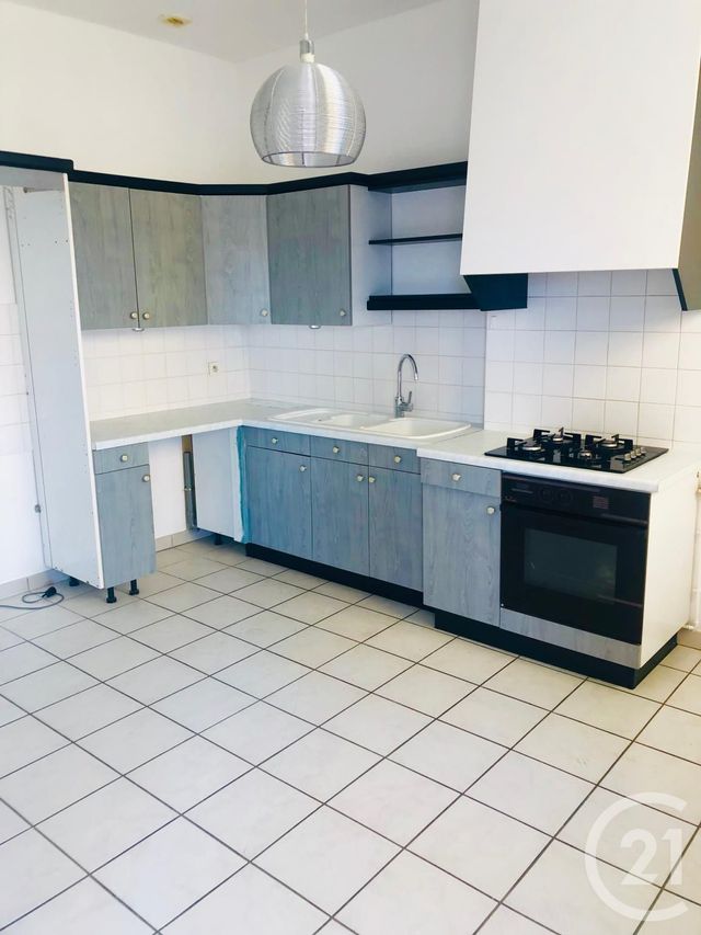 Appartement T3 à louer - 3 pièces - 74,17 m2 - Montauban - 82 - MIDI-PYRENEES