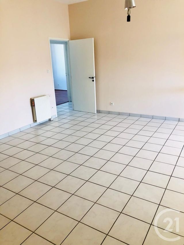 Appartement T3 à louer - 3 pièces - 74,17 m2 - Montauban - 82 - MIDI-PYRENEES