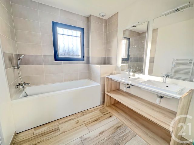 Maison &agrave; louer - 4 pi&egrave;ces - 111,14 m2 - Bressols - 82 - MIDI-PYRENEES