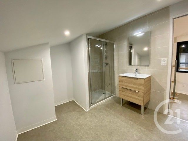 Appartement F3 bis &agrave; louer - 3 pi&egrave;ces - 80,90 m2 - Villebrumier - 82 - MIDI-PYRENEES