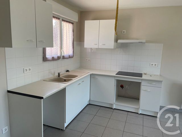 Maison &agrave; louer - 4 pi&egrave;ces - 74 m2 - Labastide St Pierre - 82 - MIDI-PYRENEES